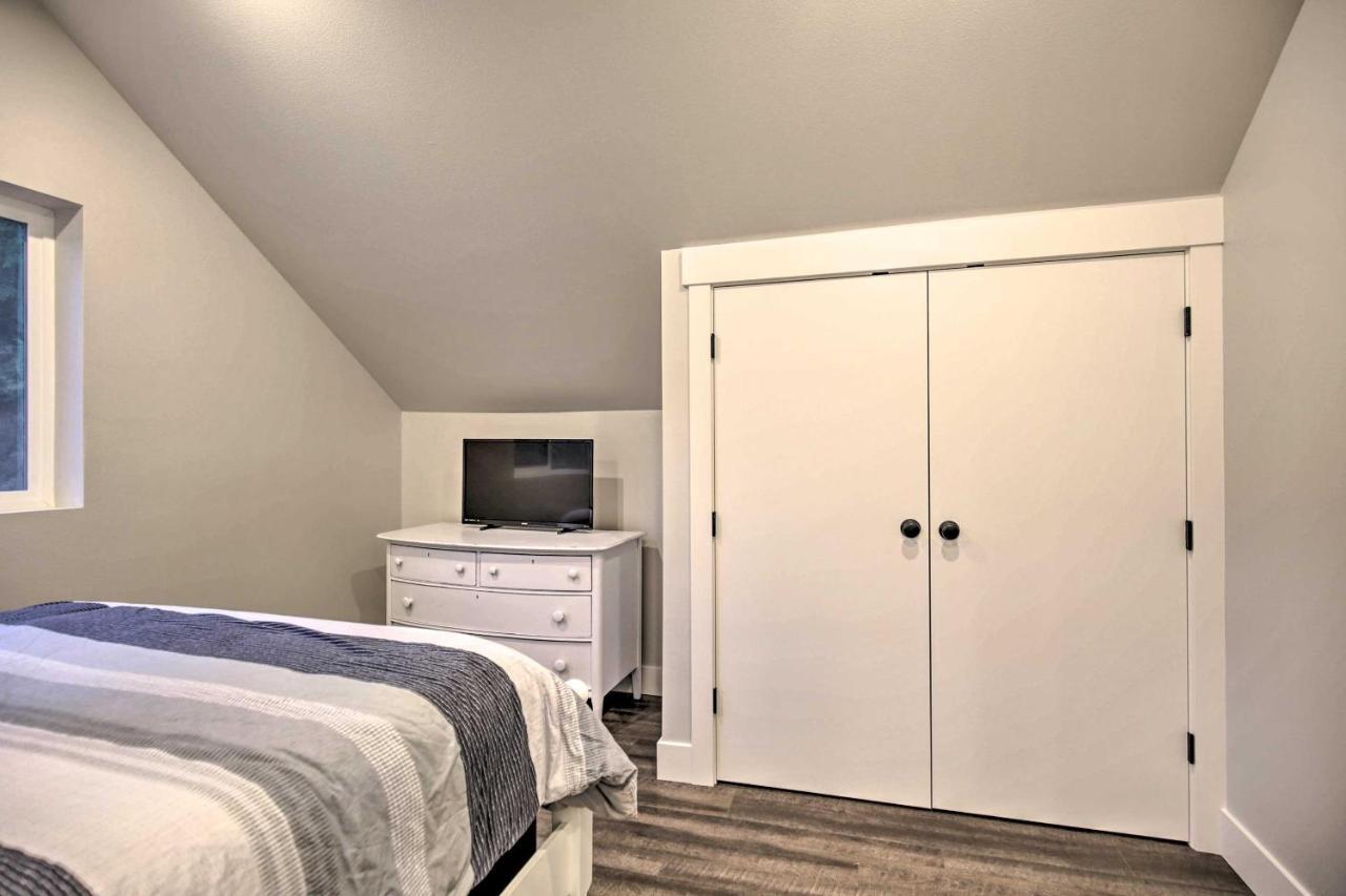 Chic Farmhouse With Creek In Heart Of Wine Country! McMinnville Eksteriør billede