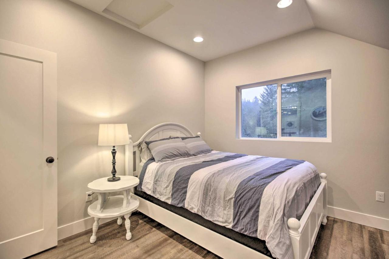 Chic Farmhouse With Creek In Heart Of Wine Country! McMinnville Eksteriør billede