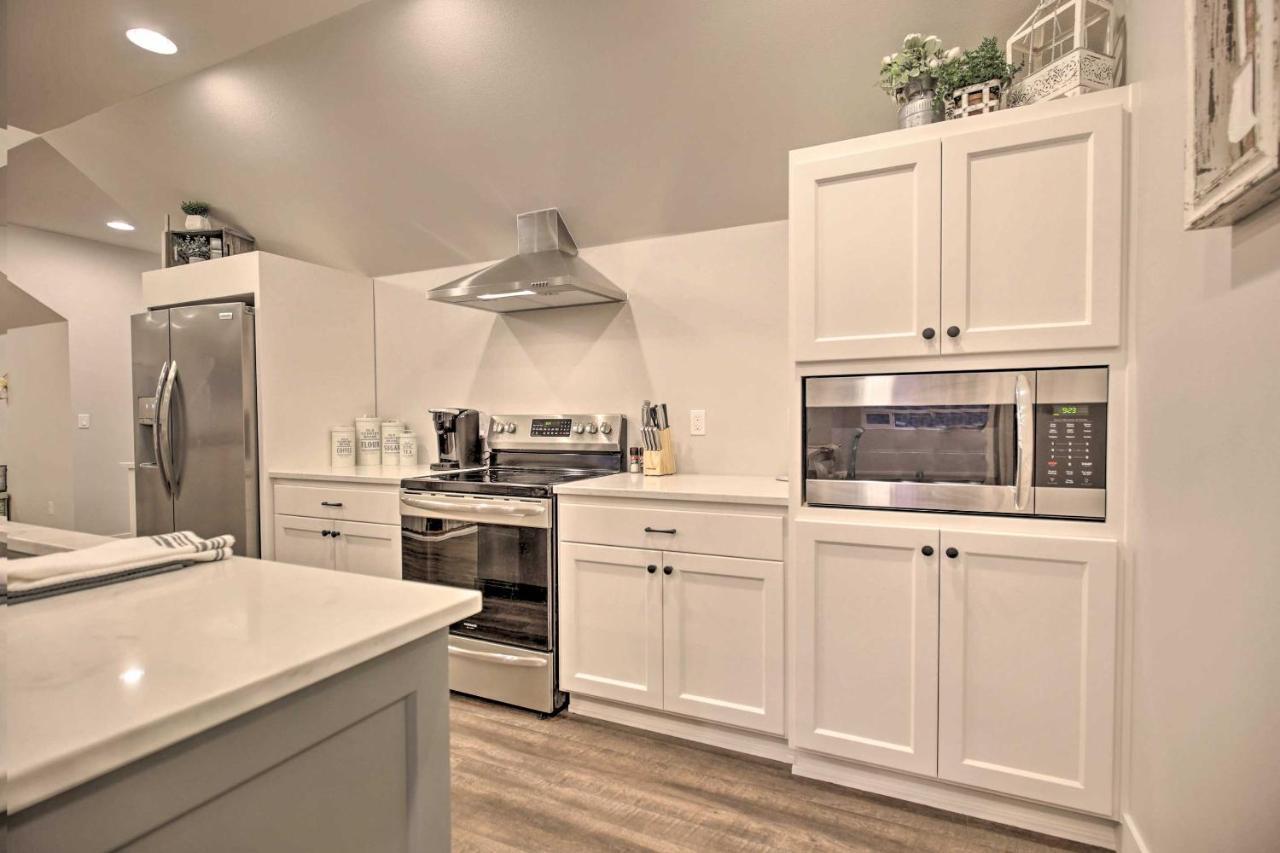 Chic Farmhouse With Creek In Heart Of Wine Country! McMinnville Eksteriør billede